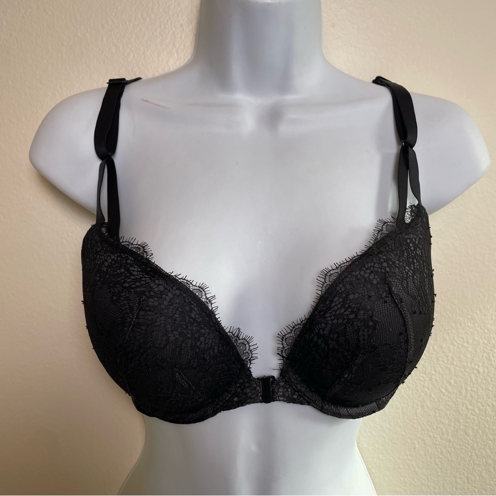 Victoria’s Secret Lace Very Sexy Racerback Bra Push Up 34D